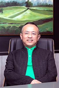 何仕荣.png